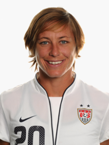 アビー・ワンバック - 女子サッカー選手