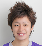 秋山涼 - 女子サッカー選手