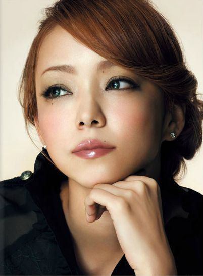 安室奈美恵 - 歌手