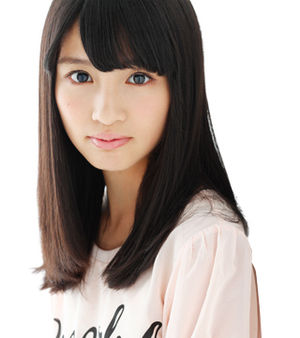 青島妃菜 - モデル