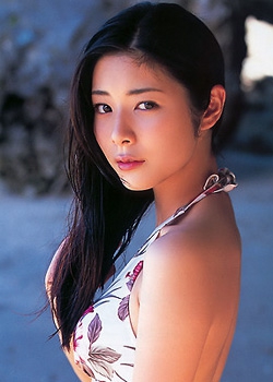 青谷優衣 - タレント、女優、モデル