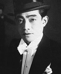 榎本健一 - 俳優、歌手、コメディアン