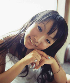 林明日香 - 歌手