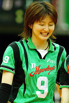 宝来麻紀子 - 元バレーボール選手