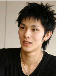 小谷嘉一 - 俳優
