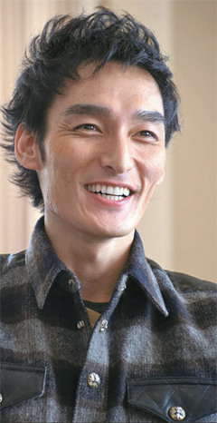 草彅剛 - タレント、俳優、歌手・元 SMAP