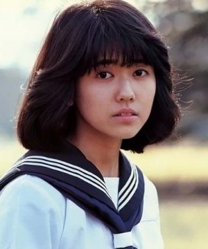 松本伊代 - 歌手、タレント、女優
