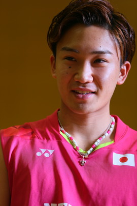 桃田賢斗 - バドミントン選手