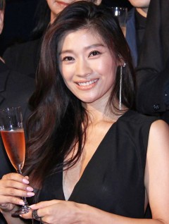 篠原涼子 - 歌手、女優