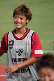 高良亮子 - 元女子サッカー選手