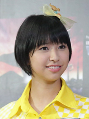 玉井詩織 - タレント、歌手・ももいろクローバーZ